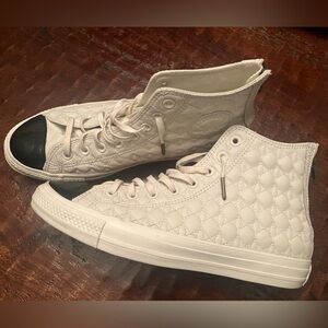 Converse Quilted leather high top contrast toe US11 Excellent used condition